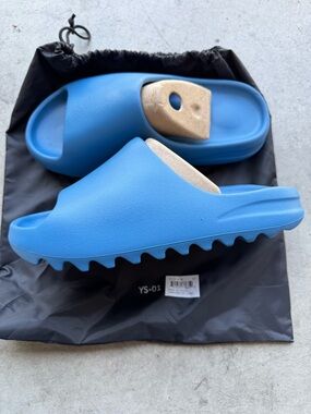 Yeezy YS-01 Blue Slide Sandals Sz 10 Men’s